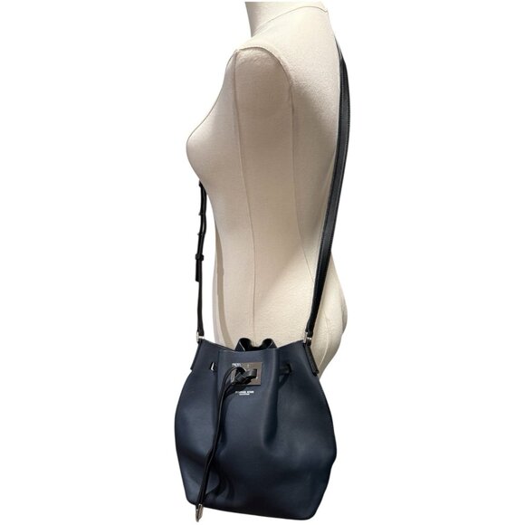 Michael Kors Miranda Navy Blue Medium Drawstring Bucket Bag Crossbody Purse - Picture 2 of 10